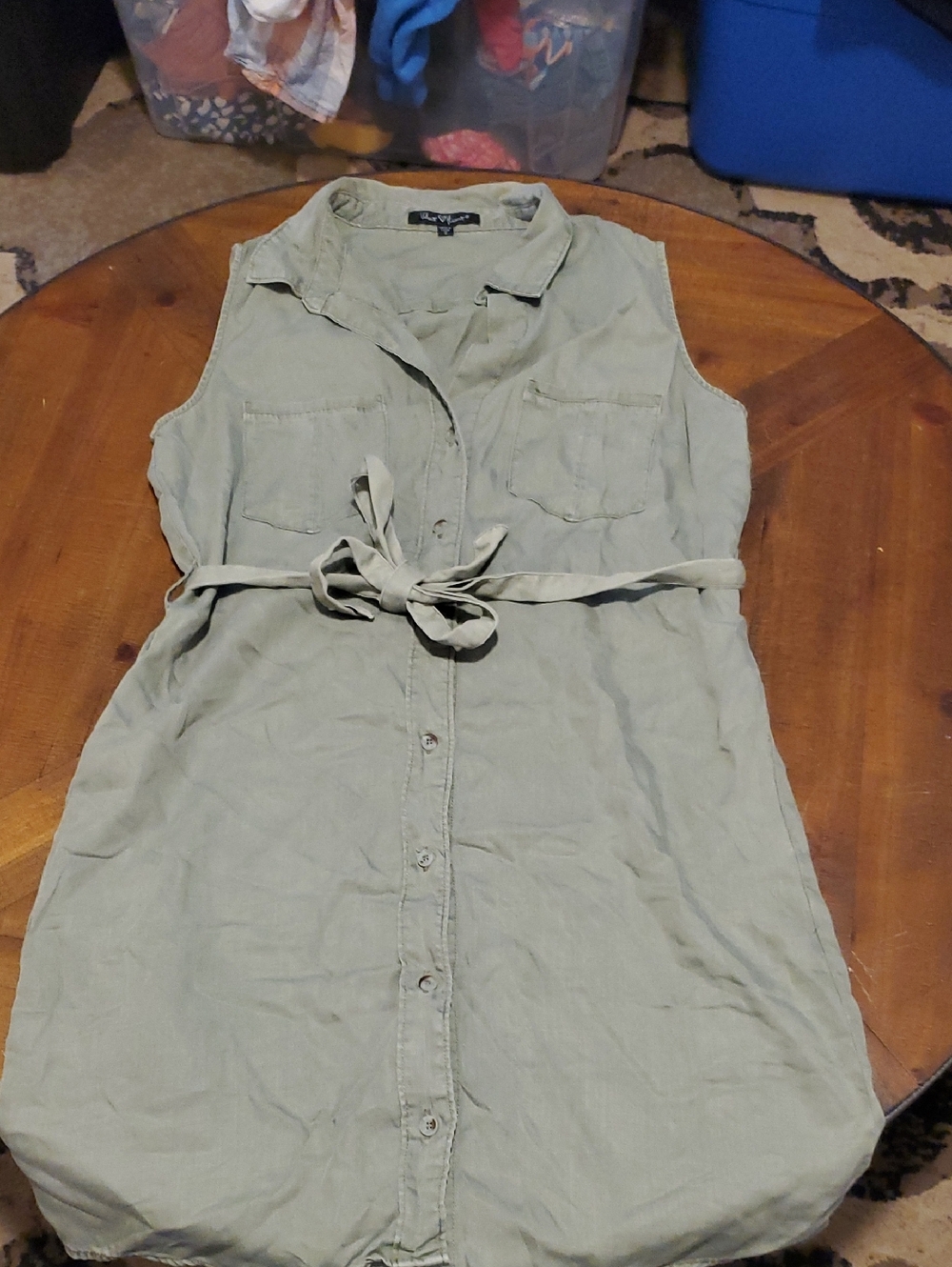 Velvet Heart Sage Green Sleeveless Button-Front Shirt Dress